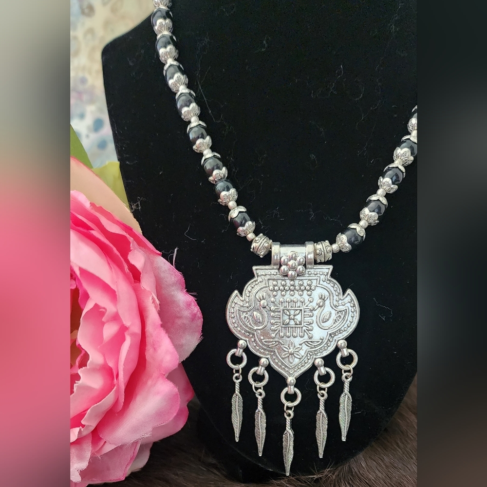 Aztec Necklace - Picture 3 of 7